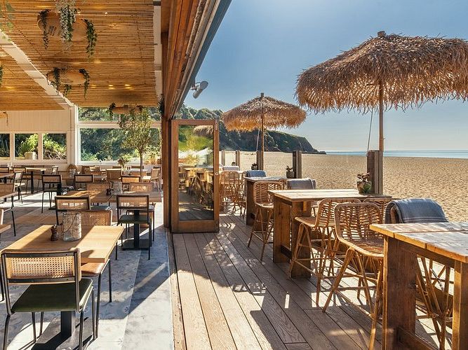 Blackpool Sands cafe