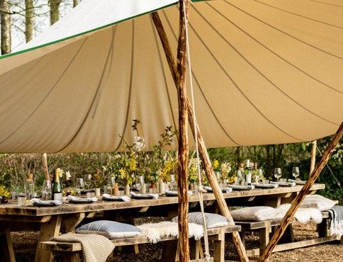 banner_woodland_dining_outdoor_Devon_HighGrange01-04-21MattAustin-62