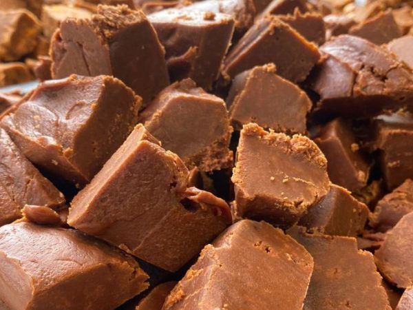 Rolys Fudge Cinnamon Baileys