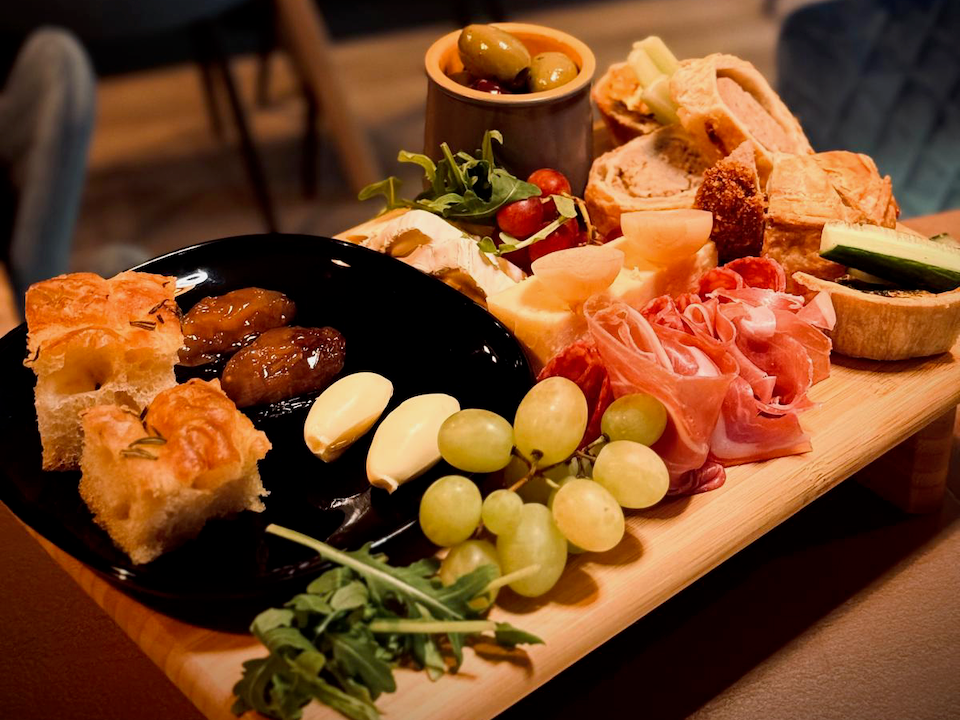 Thunderflower Tasting Board