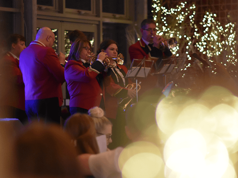 Darts Farm Christmas Carol Service