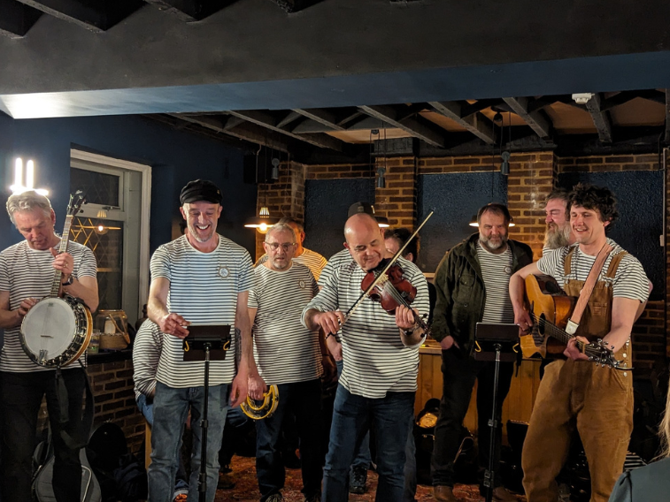 Azu Spirits sea shanty band