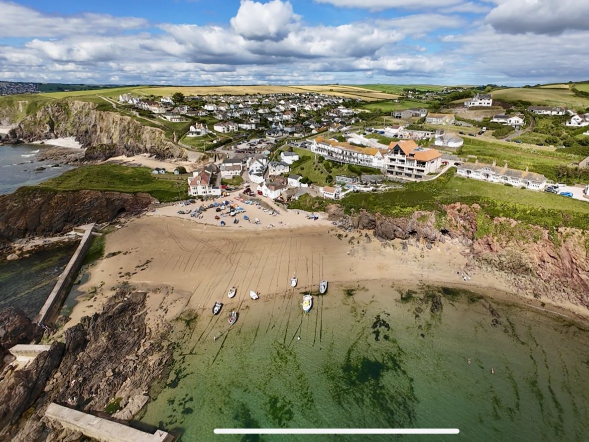 Cottage Hotel June 24