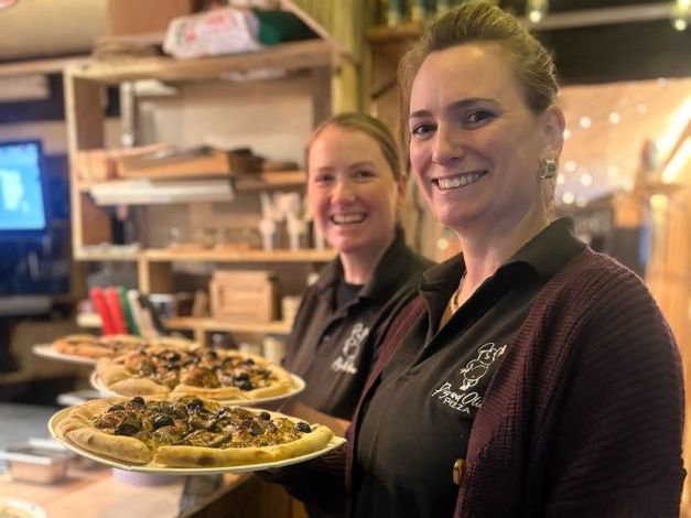 Pig and Olive - Alysa Freeman and Alex Hobbs