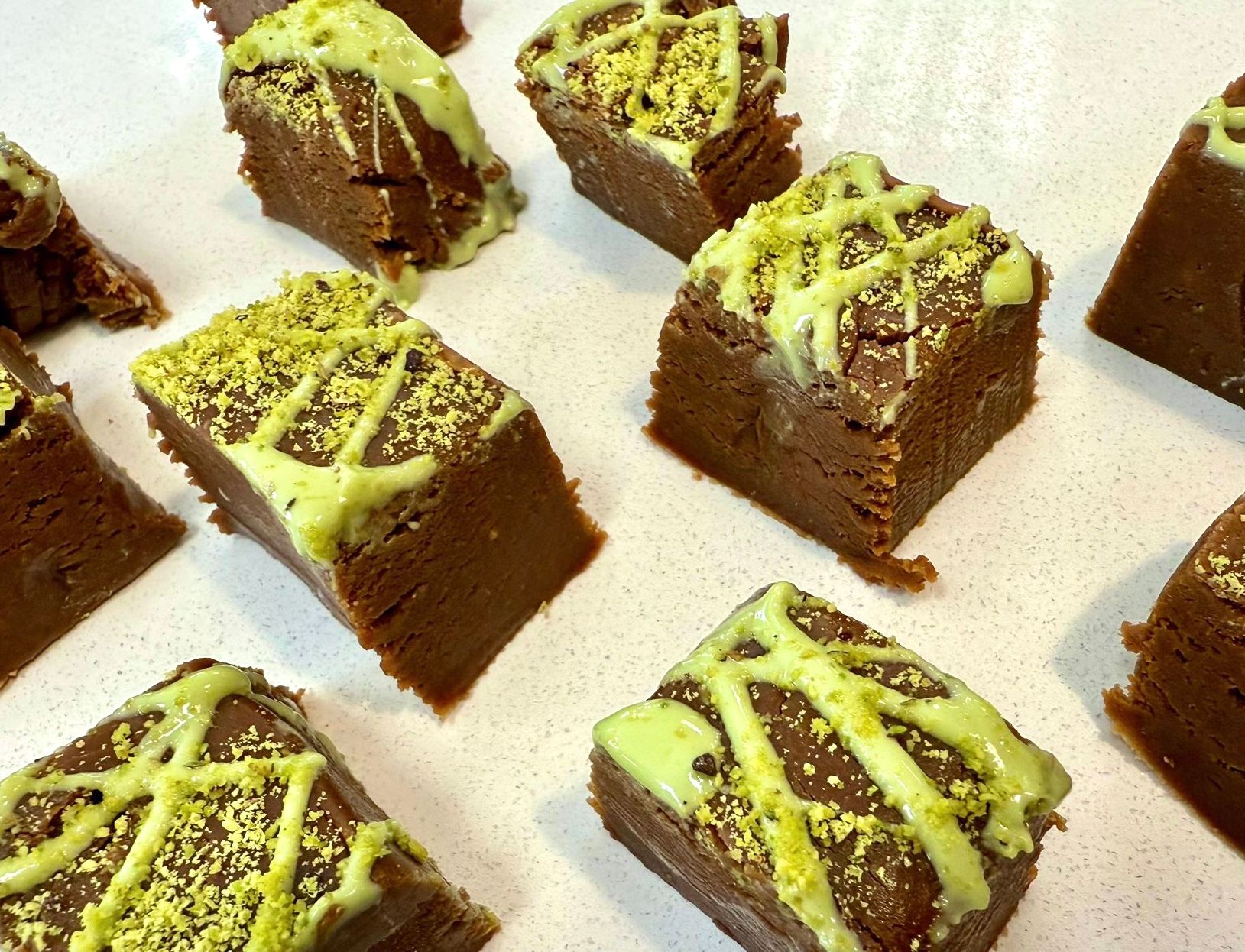 Rolys Pistachio Fudge pieces