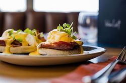 Eggs Benedict