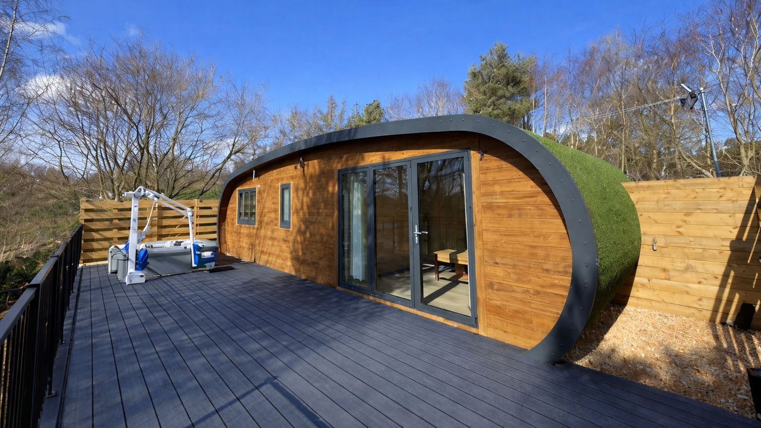 solas-retreat-accessible-escape-pod-exterior.jpg