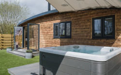 hot-tub