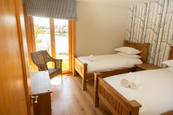 Twin room in Glen Logie