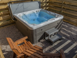 Hot tub
