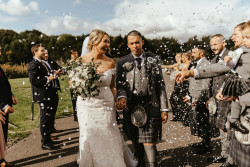 Bride and groom confetti throw