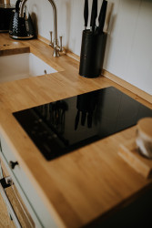 Hob in shepherds hut kitchen