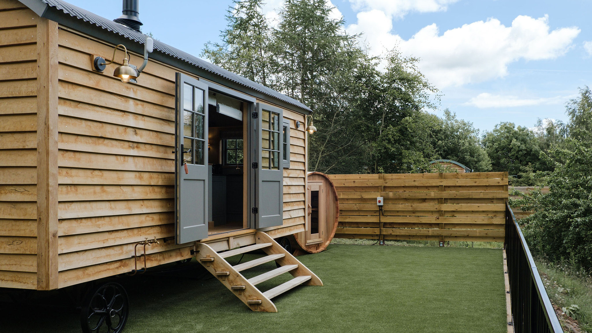 Sauna outside shepherds hut