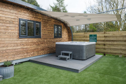 Hot tub outside The Burrow