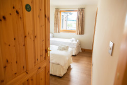 Twin room in Kingennie Court North Lodge