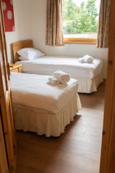 Twin bedroom in Kingennie Court South