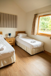 Twin bedroom in Kingennie Court South