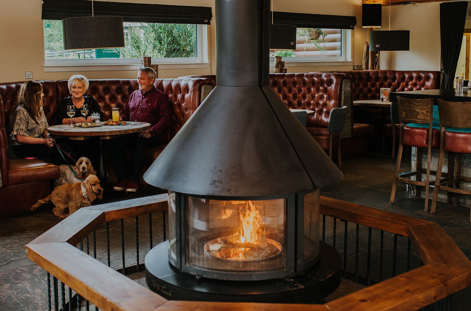Log fire in Cairn O'Mount Bar