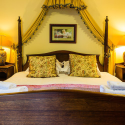 Bards Neuk Master bed