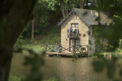 Leannan Boathouse
