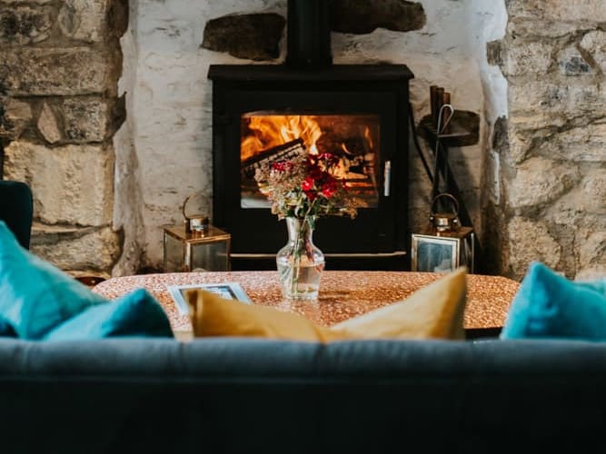 Furzeleigh WEB Jade Sellick-6330