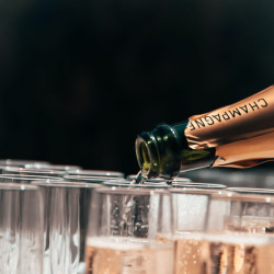 tristan-gassert-IRzq8sDxb7w-unsplash