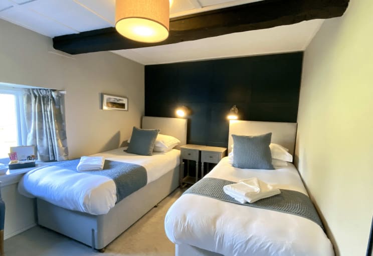 39359828-FBC2-4B95-9123-88E2AAC91DA9_1_201_a