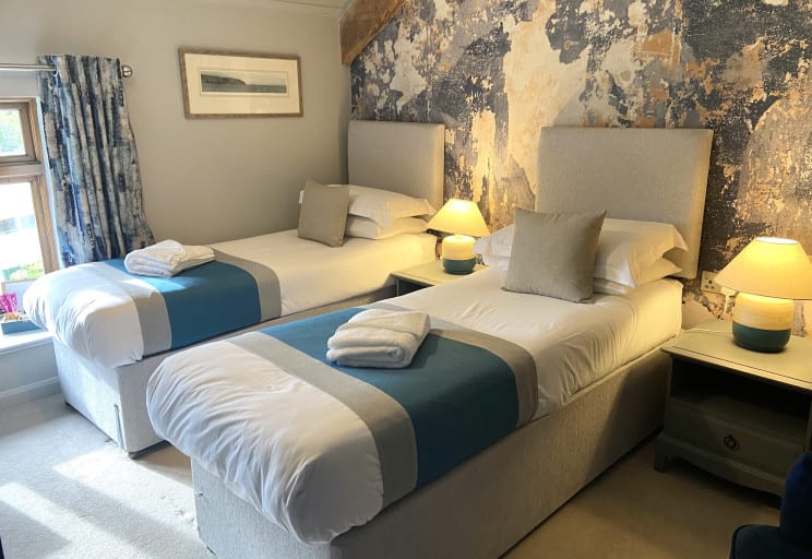 A4607F1C-A708-4A40-8D09-002FD0F7A93A_1_201_a