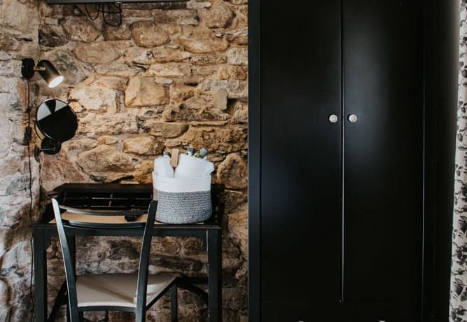 Furzeleigh WEB Jade Sellick-6554