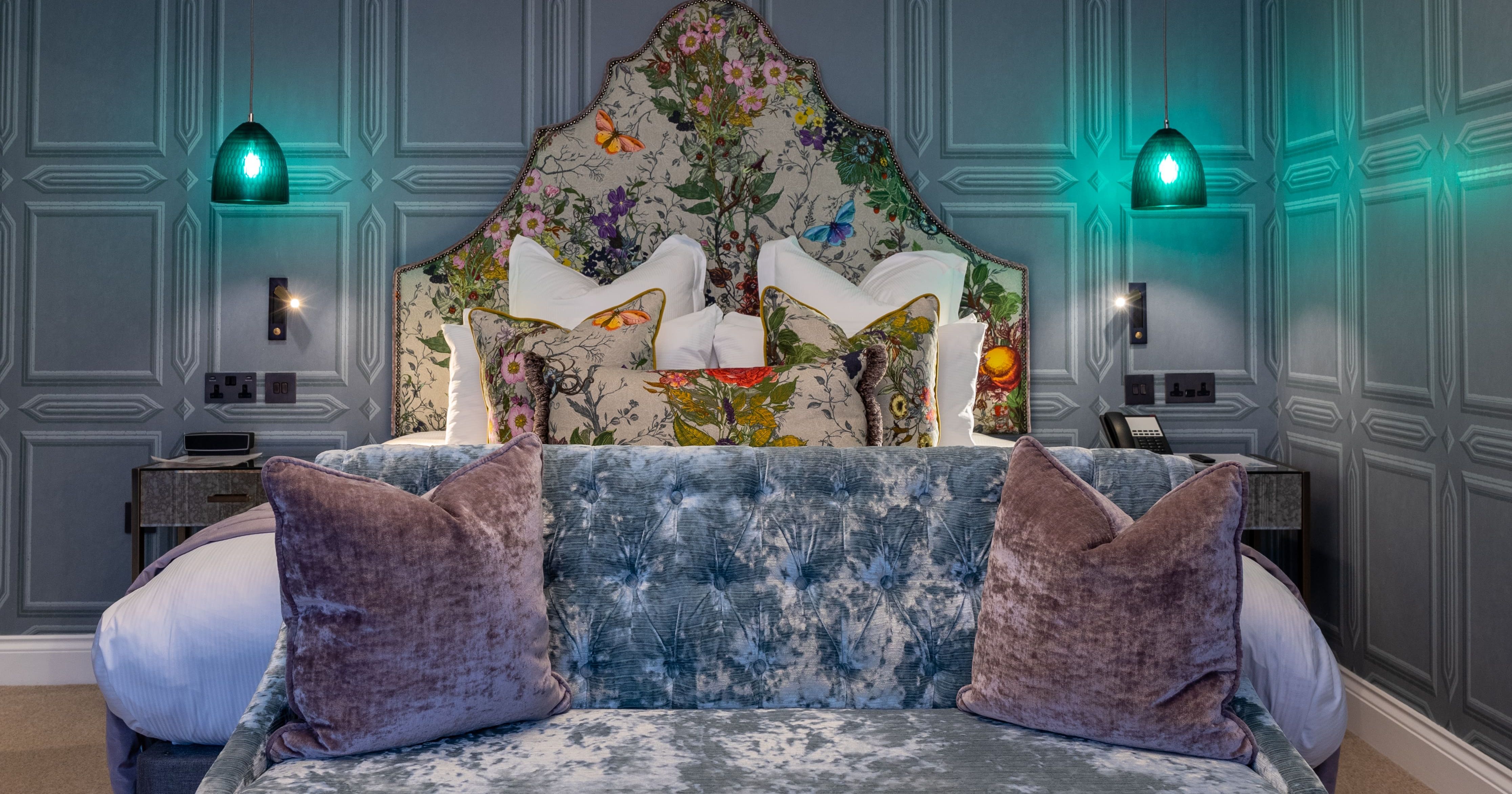 FEATURE ROOM Lavendula