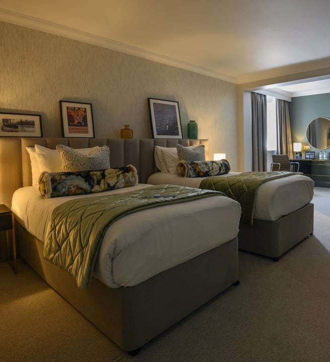 Superior bedroom twin