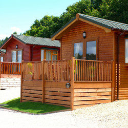 holiday loges and log cabins close to the beach