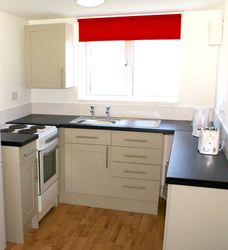 Ashwood chalet apartment kitchen self catering for 6 people