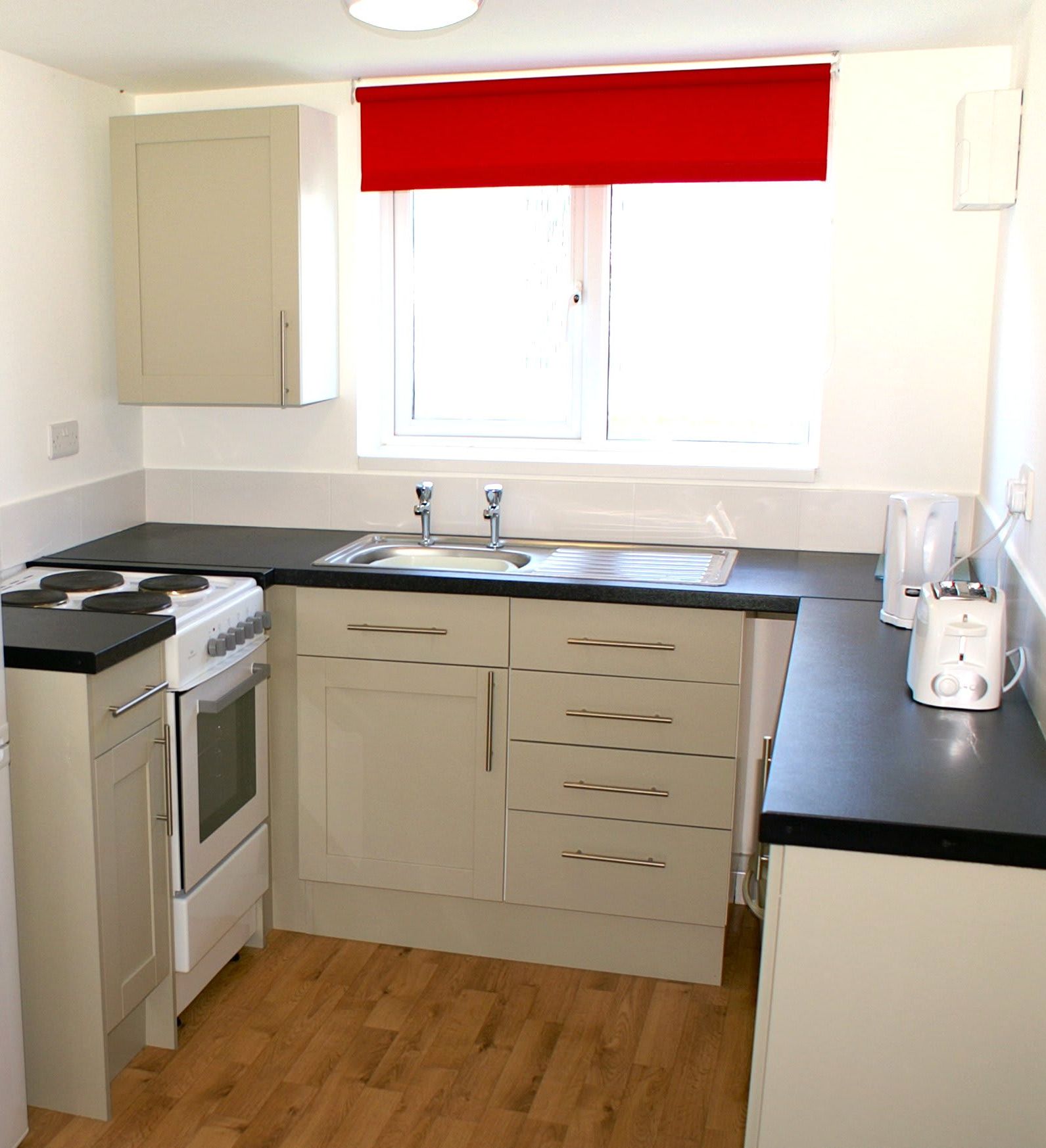 Ashwood chalet apartment kitchen self catering for 6 people
