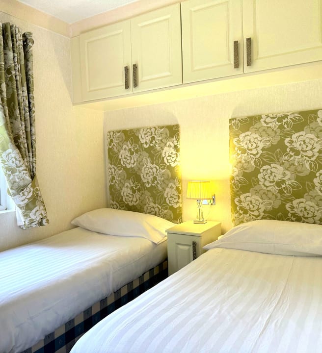 Three bedroom lodge for sale in Devon