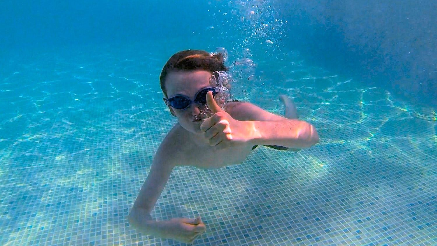 Outdoor swimming pool at Hazelwood Holiday Park