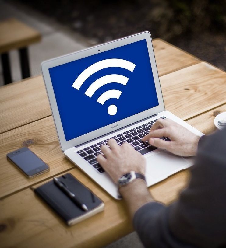 wi-fi symbol on laptop