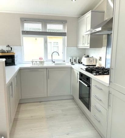 Maplewood Lodge kitchen at Hazelwood Holiday Park