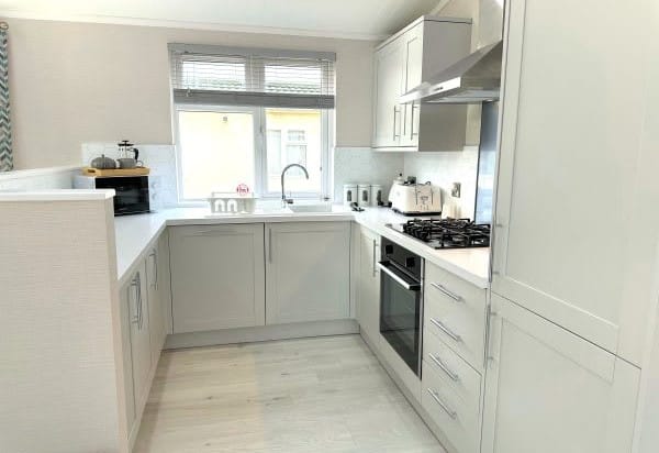 Maplewood Lodge kitchen at Hazelwood Holiday Park