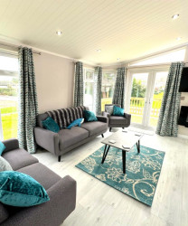 Premium Maplewood Lodge Interior of Riverside 14 at Hazelwood Holiday Park