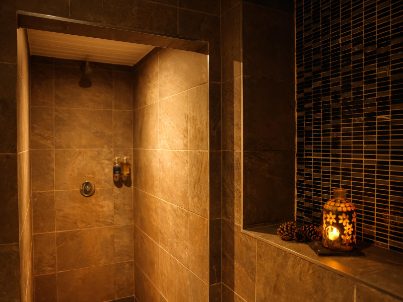 Mud Rasul Spa Treatment