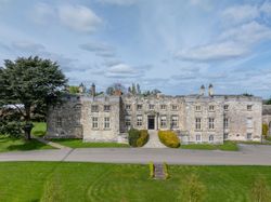 Hazlewood Castle, Towton Moor