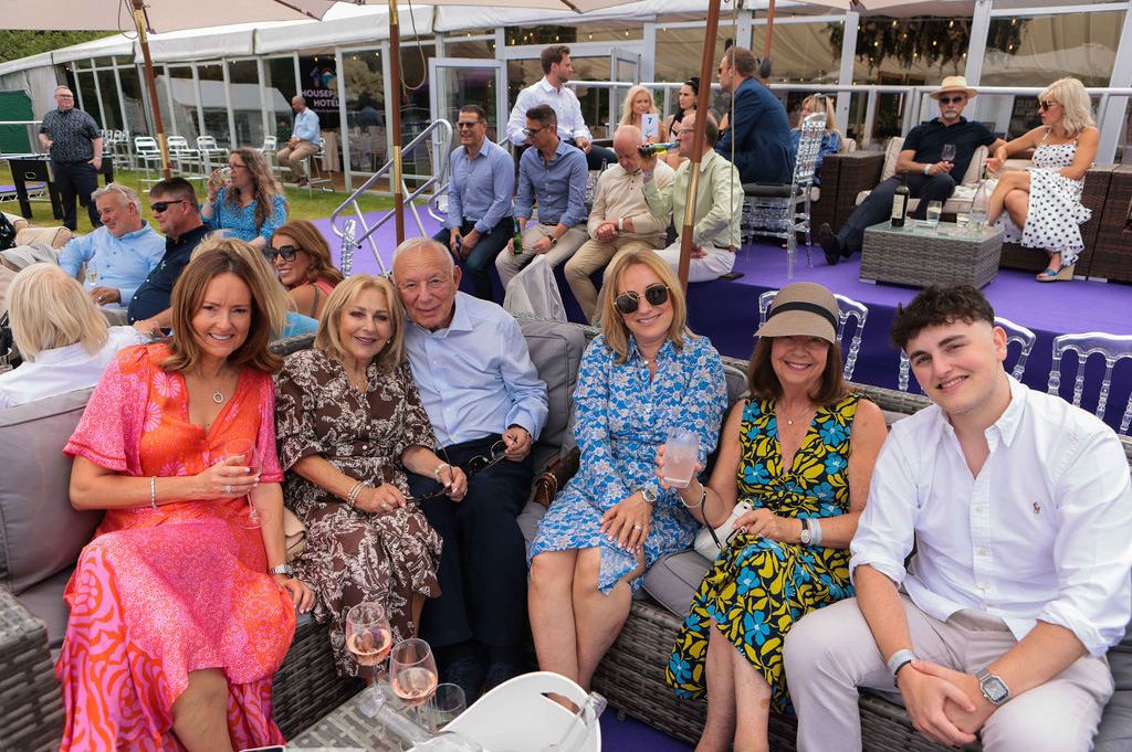 Garden party Hazlewood Castle