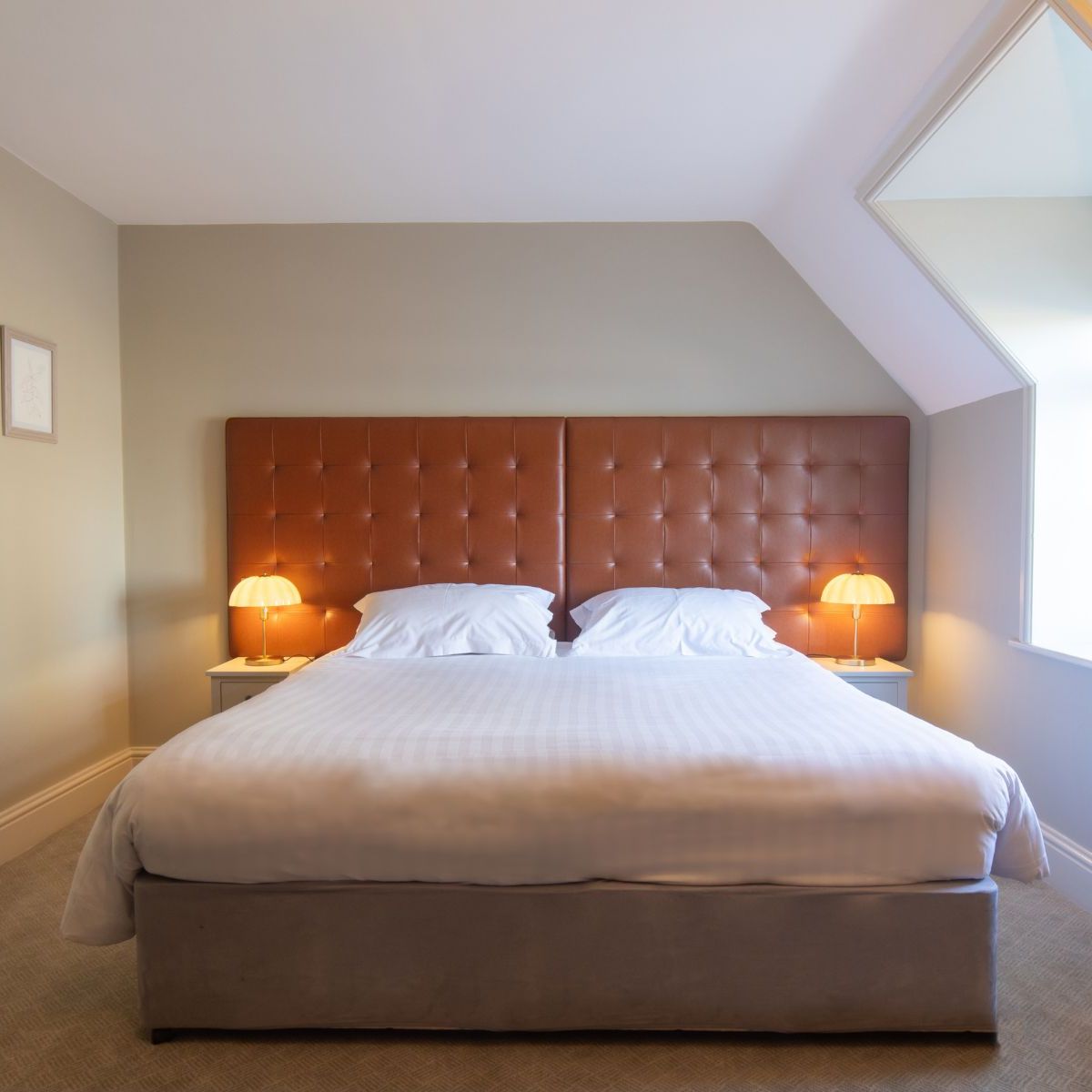 Manor Deluxe 2025 (2)