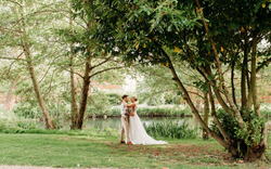 Pavilion Wedding Credit Cee Cee Photography (2)