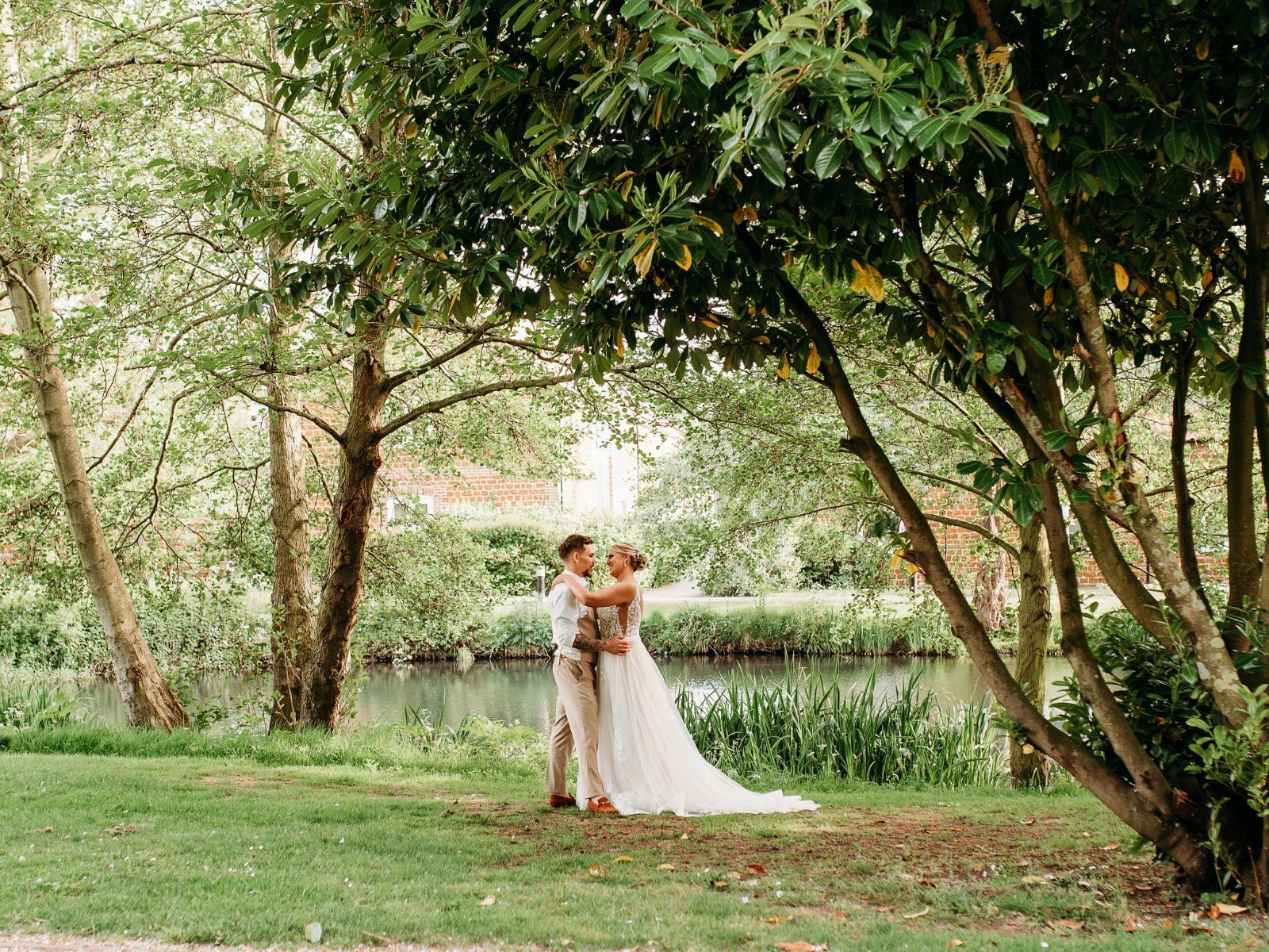 Pavilion Wedding Credit Cee Cee Photography (2)