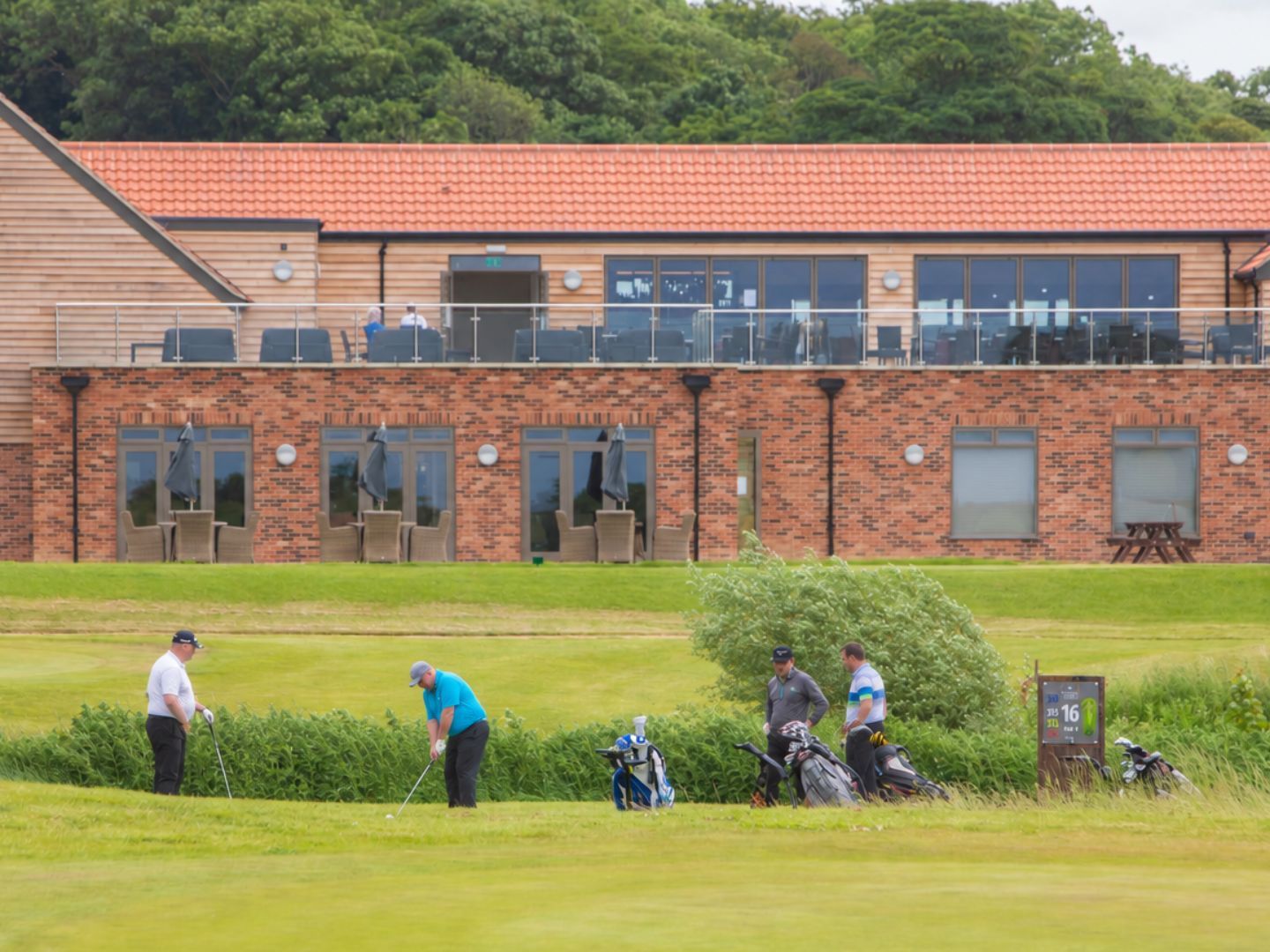 heacham-manor-golf-club-memberships-pavilion-12th