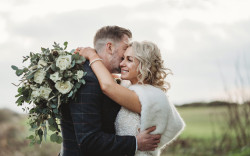 Winter Wedding Couple Captured by Roxy