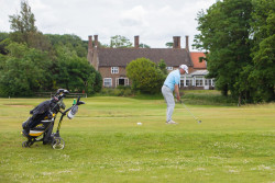 Golfers in Action (25)