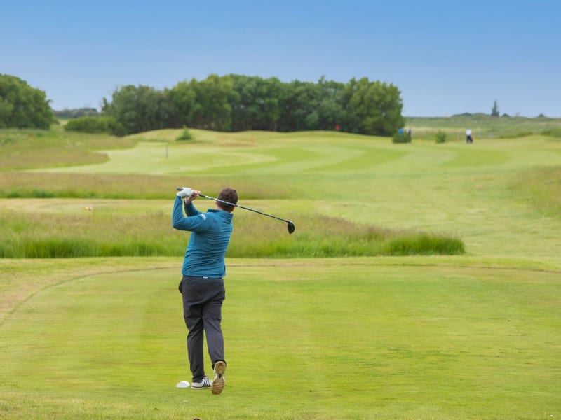 Golfers in Action (103) Bluer Sky